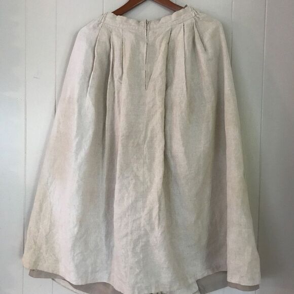 Vintage Linen Bavarian Blouse and Skirt by MEICO (42) - Picture 7 of 16